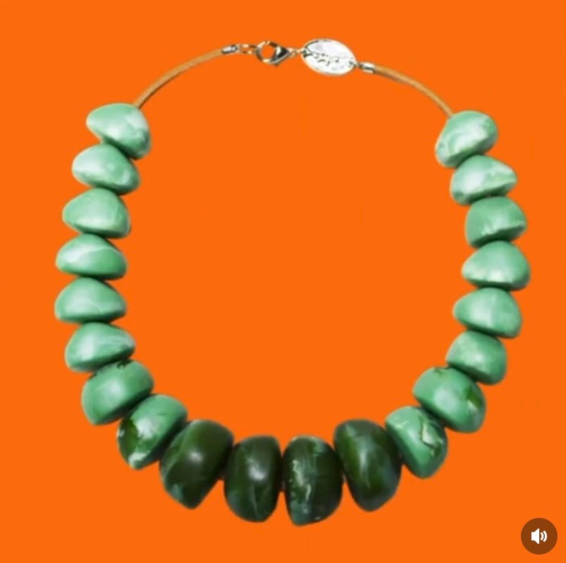 Green Resine Necklace
